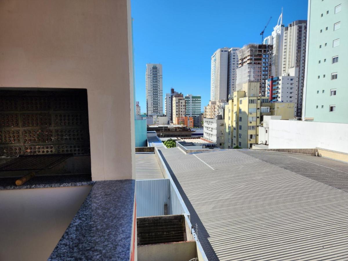 2 Quartos A 200Mts Praia Central, Garagem, Churrasqueira, Wi-Fi 90 Mbps, Pet Friendly Balneário Camboriú Zewnętrze zdjęcie