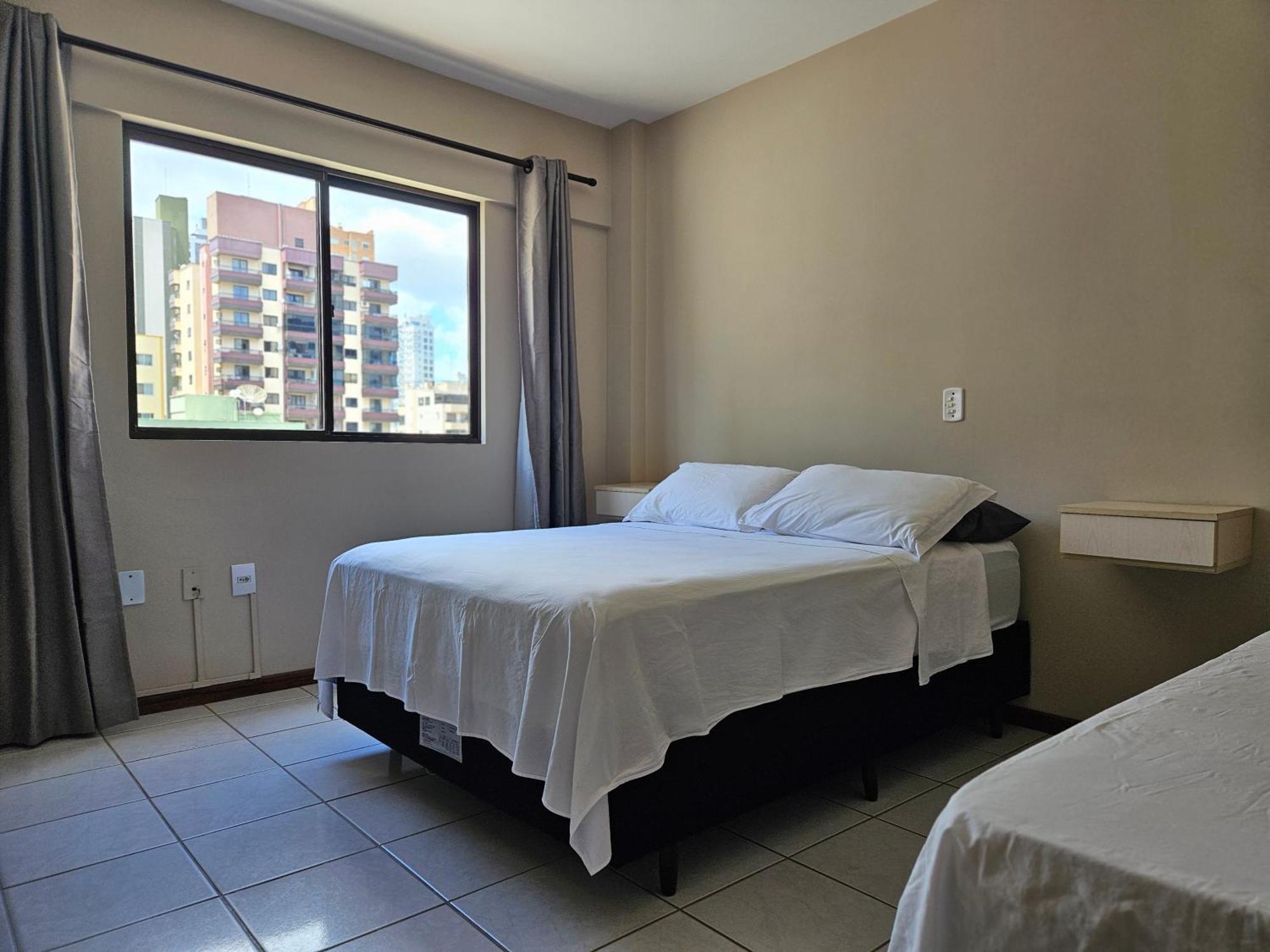 2 Quartos A 200Mts Praia Central, Garagem, Churrasqueira, Wi-Fi 90 Mbps, Pet Friendly Balneário Camboriú Zewnętrze zdjęcie