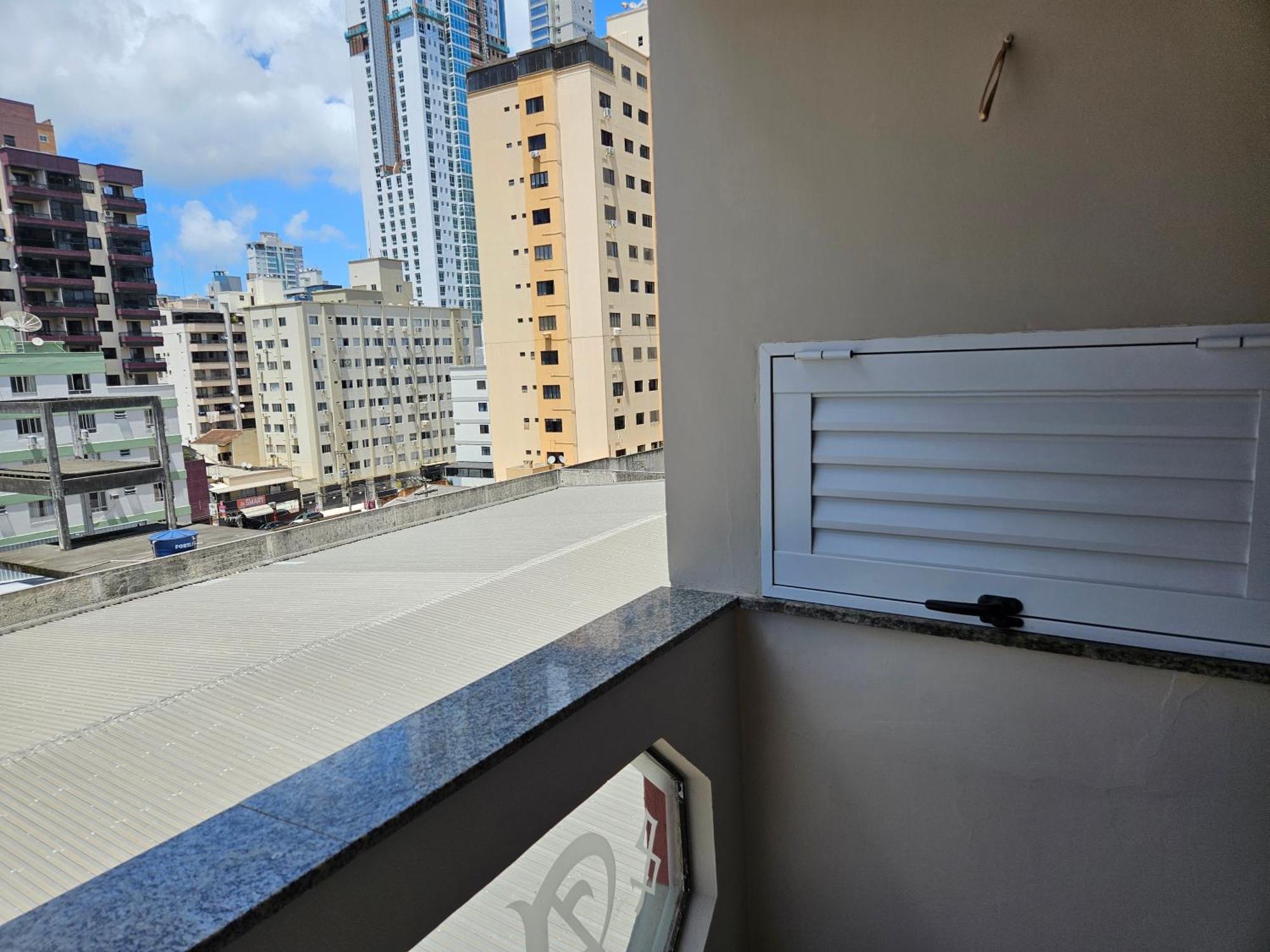 2 Quartos A 200Mts Praia Central, Garagem, Churrasqueira, Wi-Fi 90 Mbps, Pet Friendly Balneário Camboriú Zewnętrze zdjęcie