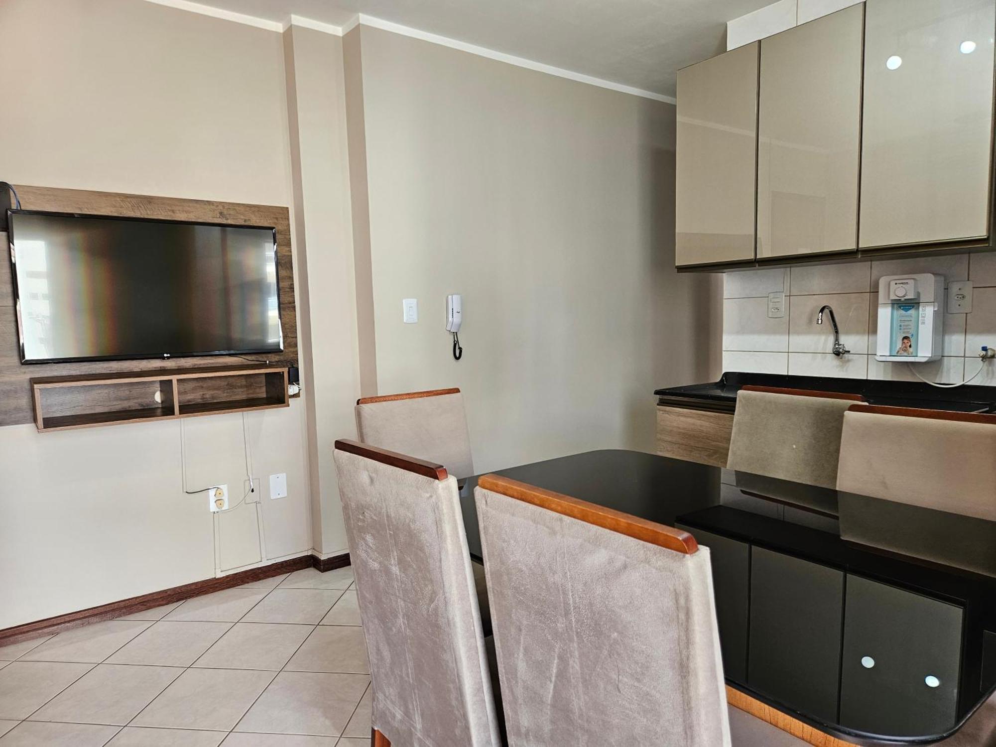 2 Quartos A 200Mts Praia Central, Garagem, Churrasqueira, Wi-Fi 90 Mbps, Pet Friendly Balneário Camboriú Zewnętrze zdjęcie